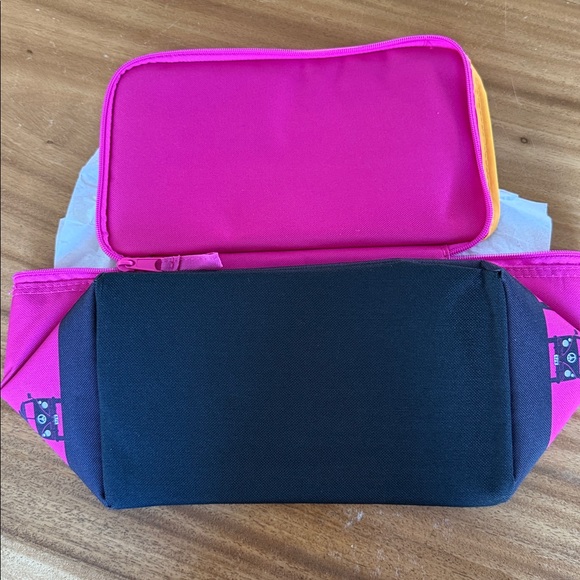 Trader Joe's Pink Insulated Bag Mini Rare 🩷🧡 - Picture 2 of 4